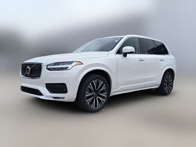 2022 Volvo XC90 Momentum