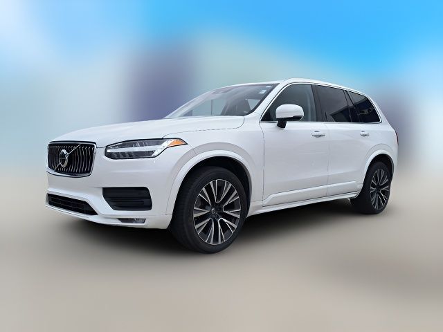 2022 Volvo XC90 Momentum