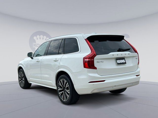 2022 Volvo XC90 Momentum