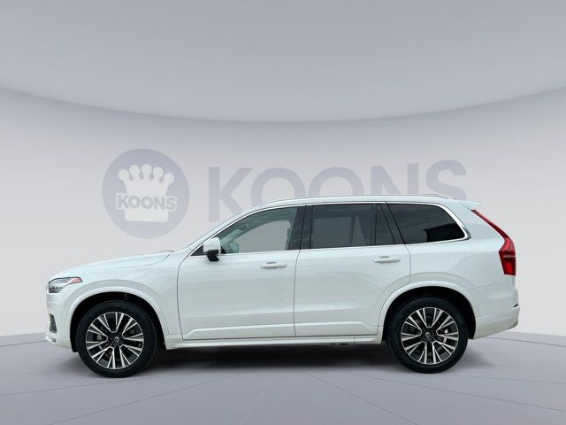 2022 Volvo XC90 Momentum