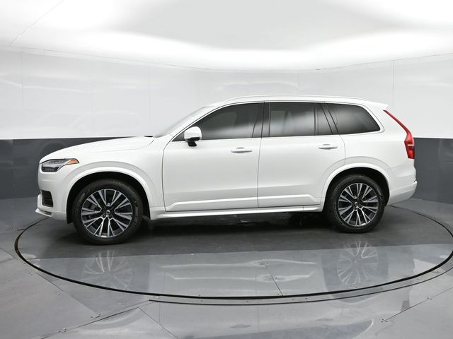 2022 Volvo XC90 Momentum