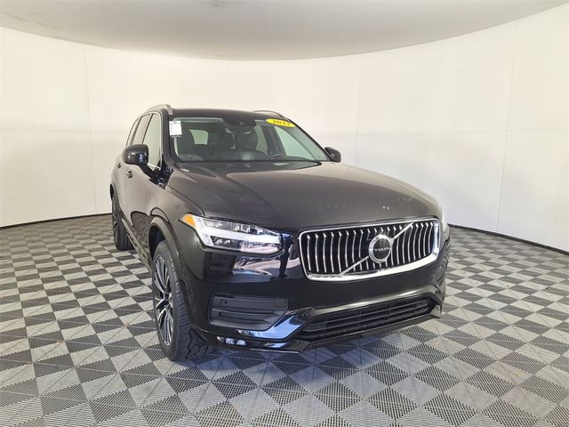 2022 Volvo XC90 Momentum