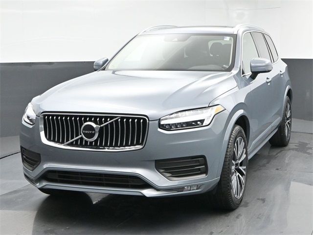 2022 Volvo XC90 Momentum