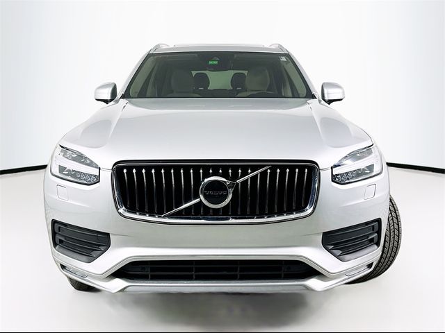 2022 Volvo XC90 Momentum