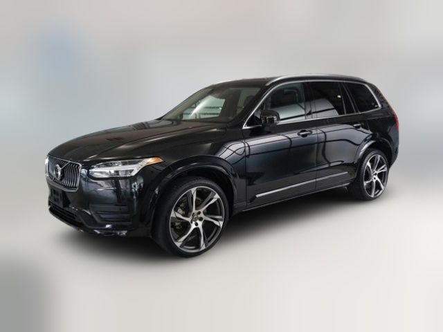 2022 Volvo XC90 Momentum