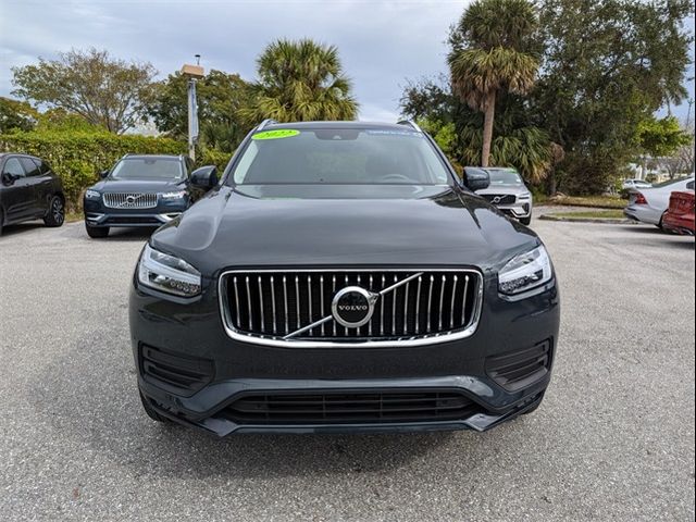 2022 Volvo XC90 Momentum