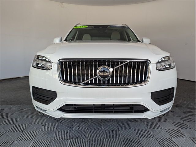 2022 Volvo XC90 Momentum