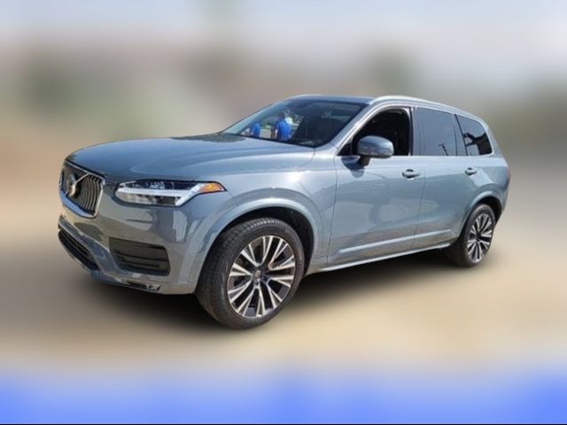 2022 Volvo XC90 Momentum