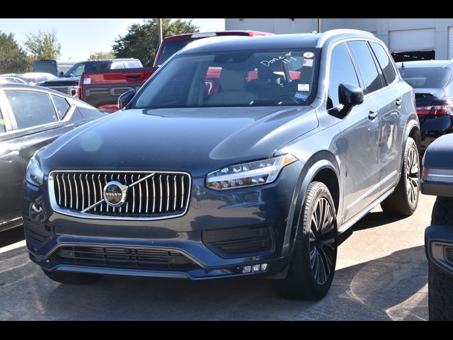 2022 Volvo XC90 Momentum