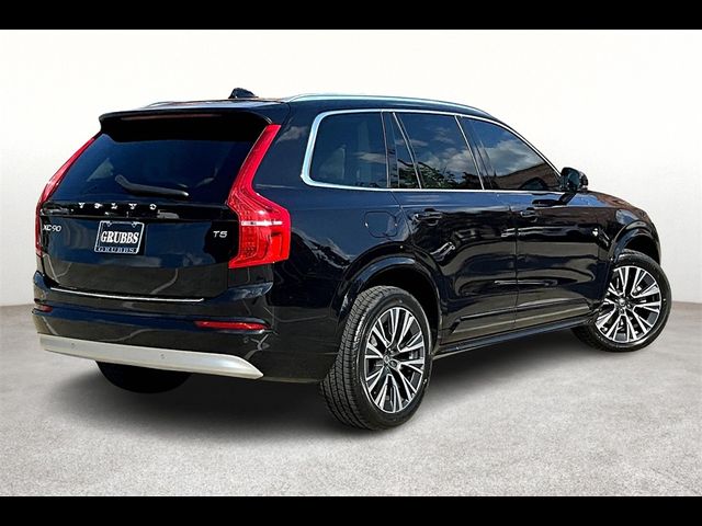 2022 Volvo XC90 Momentum