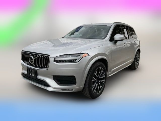 2022 Volvo XC90 Momentum