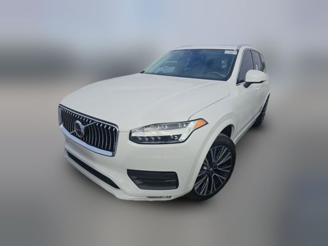 2022 Volvo XC90 Momentum