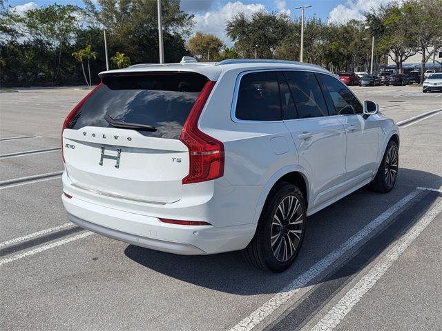 2022 Volvo XC90 Momentum