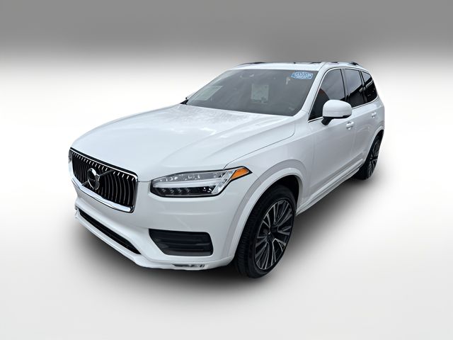 2022 Volvo XC90 Momentum
