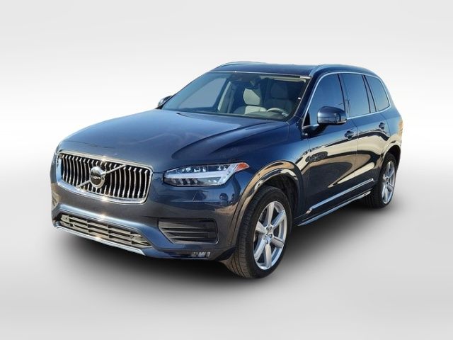 2022 Volvo XC90 Momentum