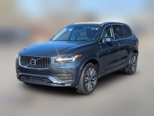 2022 Volvo XC90 Momentum