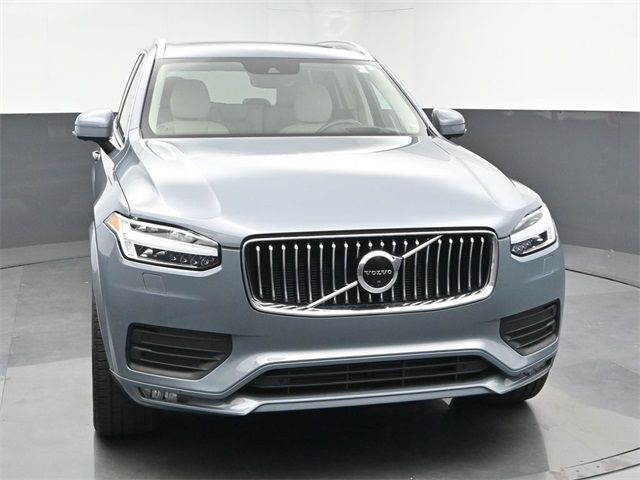 2022 Volvo XC90 Momentum