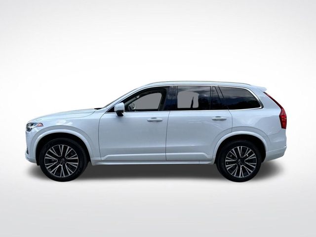 2022 Volvo XC90 Momentum