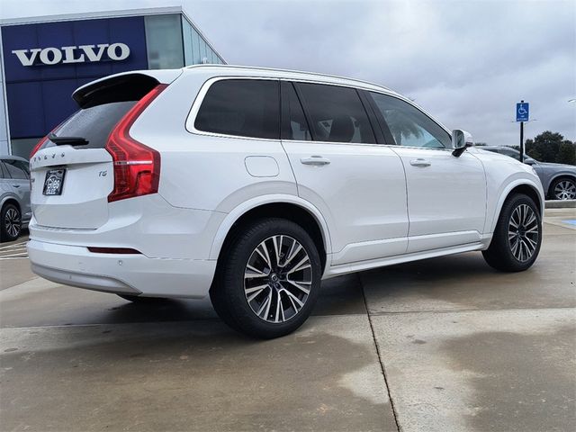 2022 Volvo XC90 Momentum