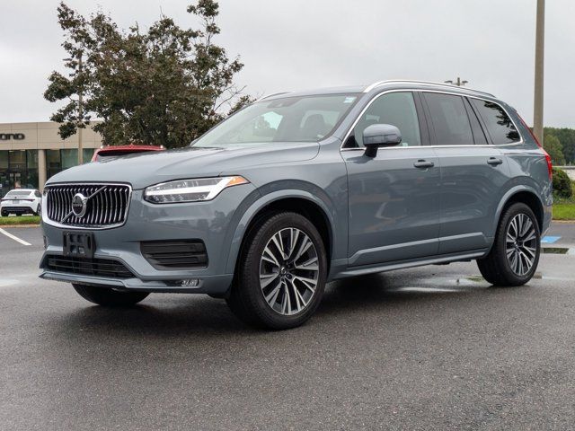 2022 Volvo XC90 Momentum