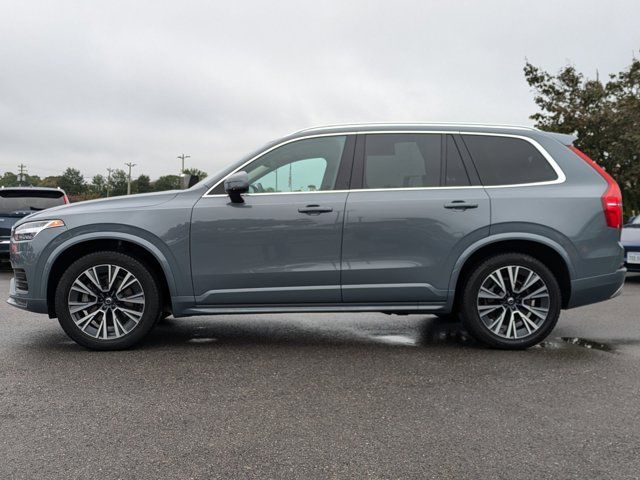 2022 Volvo XC90 Momentum