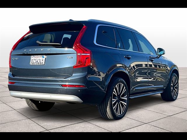 2022 Volvo XC90 Momentum