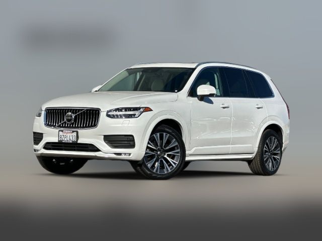 2022 Volvo XC90 Momentum