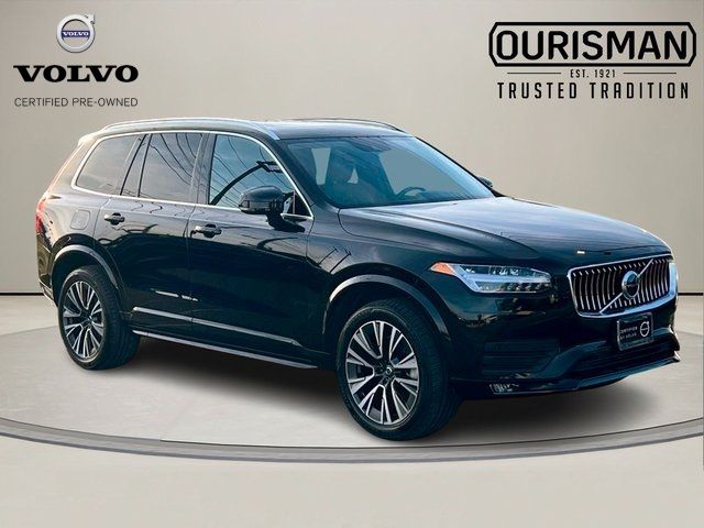 2022 Volvo XC90 Momentum