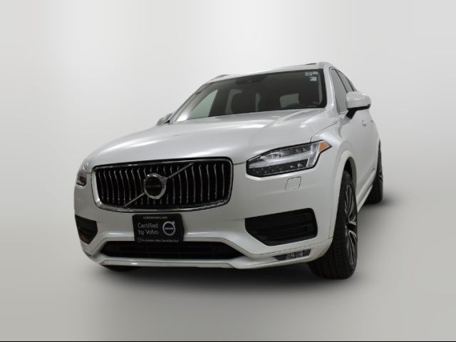 2022 Volvo XC90 Momentum