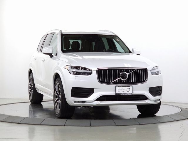 2022 Volvo XC90 Momentum