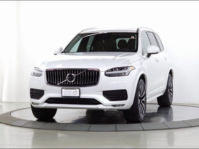 2022 Volvo XC90 Momentum