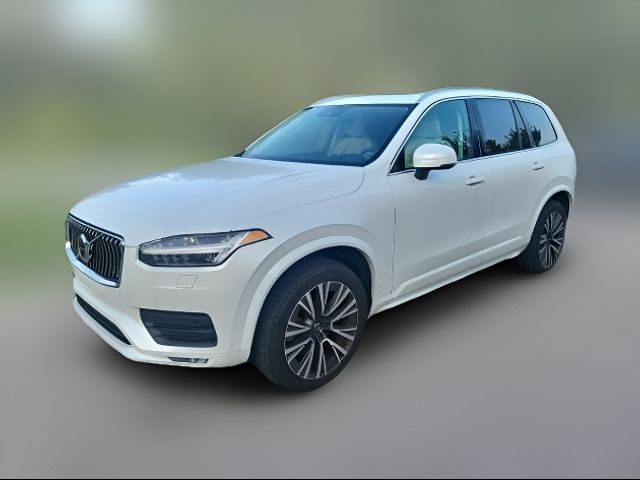 2022 Volvo XC90 Momentum