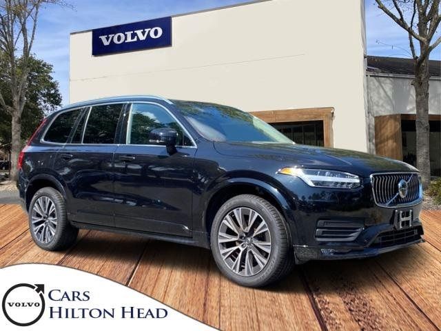 2022 Volvo XC90 Momentum