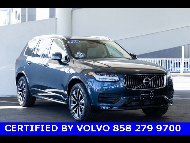 2022 Volvo XC90 Momentum