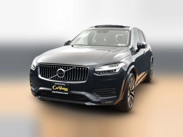 2022 Volvo XC90 Momentum