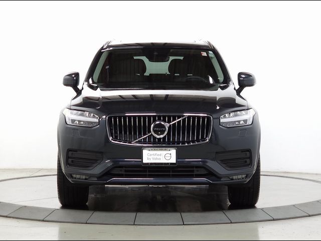 2022 Volvo XC90 Momentum