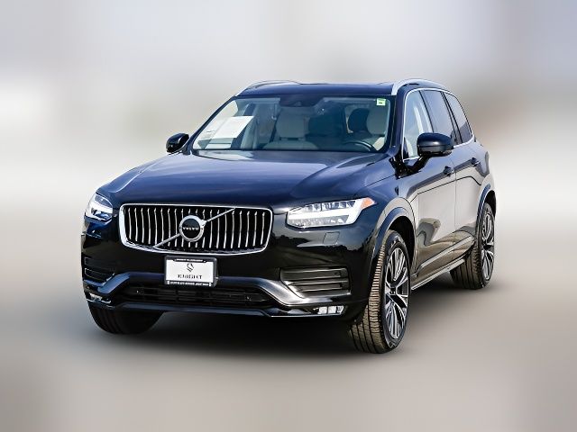 2022 Volvo XC90 Momentum