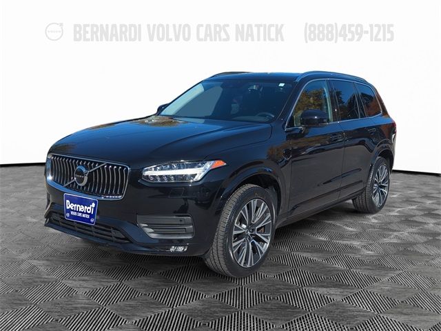 2022 Volvo XC90 Momentum