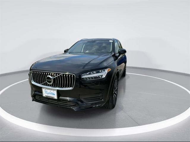 2022 Volvo XC90 Momentum