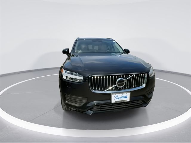 2022 Volvo XC90 Momentum