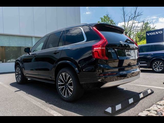 2022 Volvo XC90 Momentum