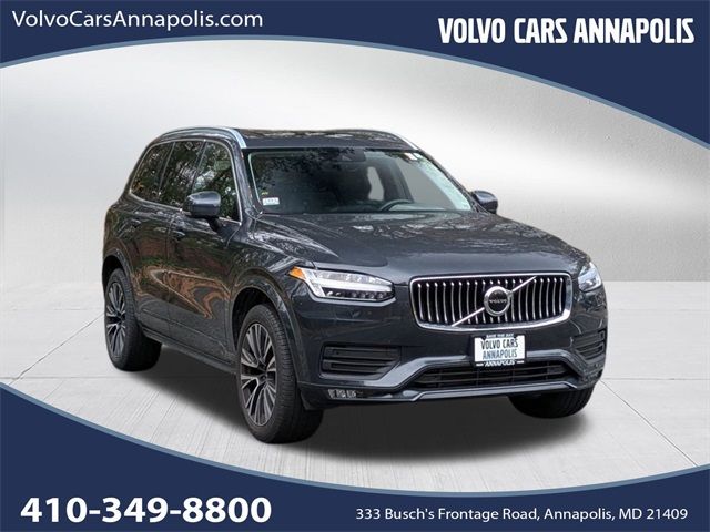 2022 Volvo XC90 Momentum