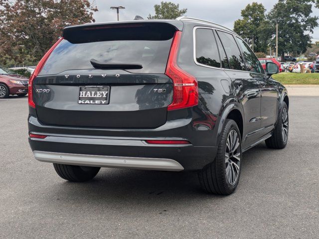 2022 Volvo XC90 Momentum