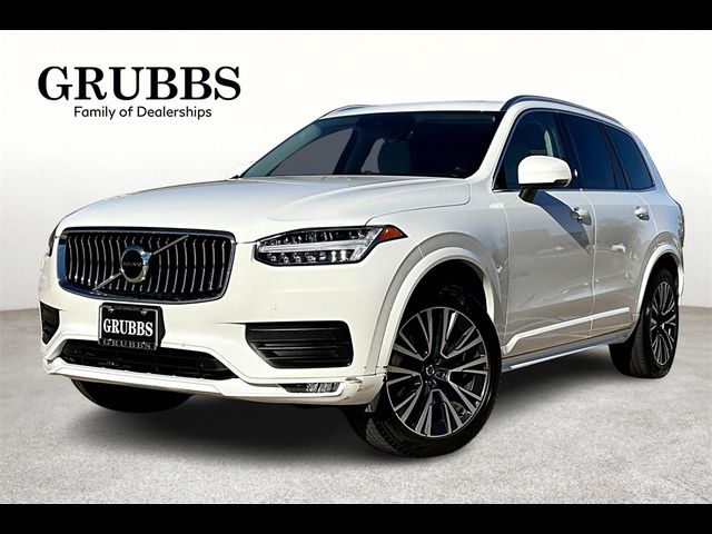 2022 Volvo XC90 Momentum