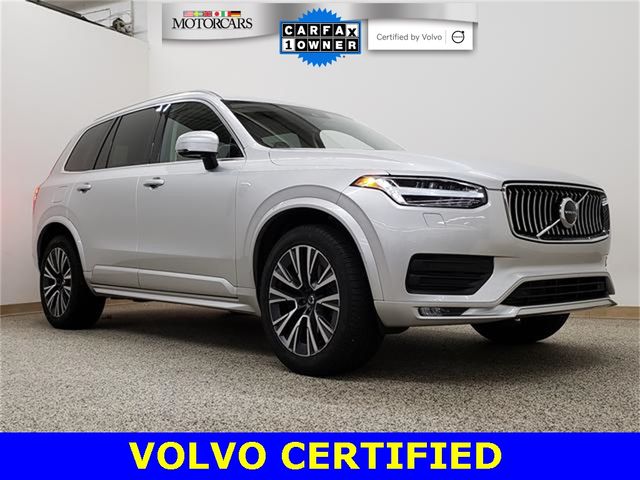 2022 Volvo XC90 Momentum