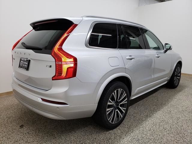 2022 Volvo XC90 Momentum