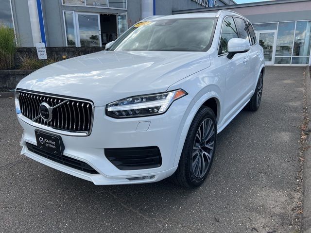 2022 Volvo XC90 Momentum