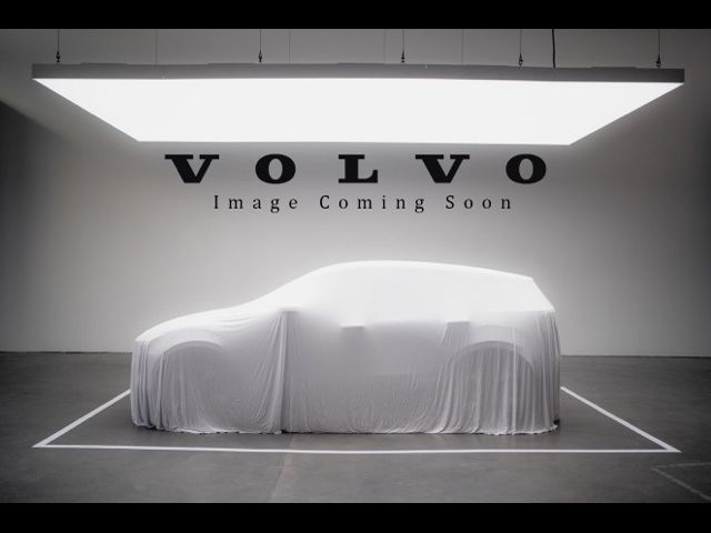 2022 Volvo XC90 Momentum