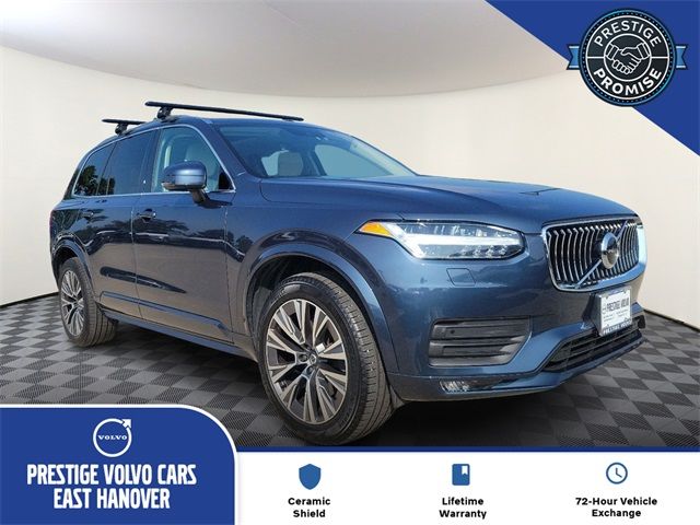 2022 Volvo XC90 Momentum