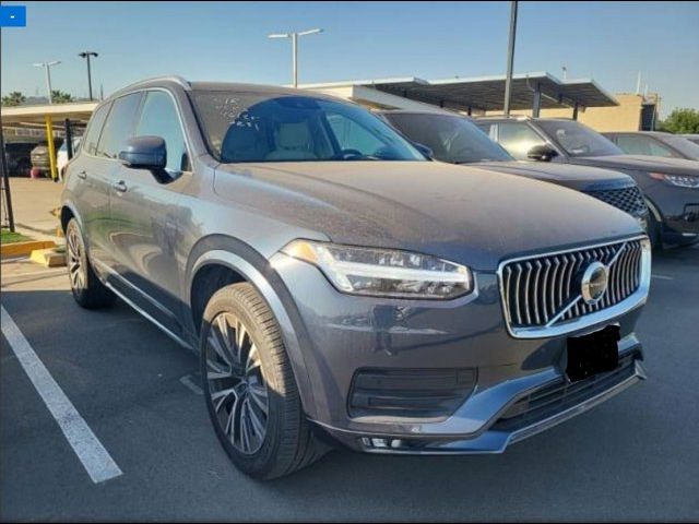 2022 Volvo XC90 Momentum